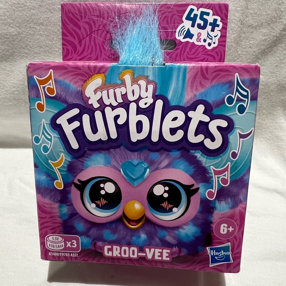 Furby Furblets GROO-VEE Mini Electronic Plush Toy - BRAND NEW